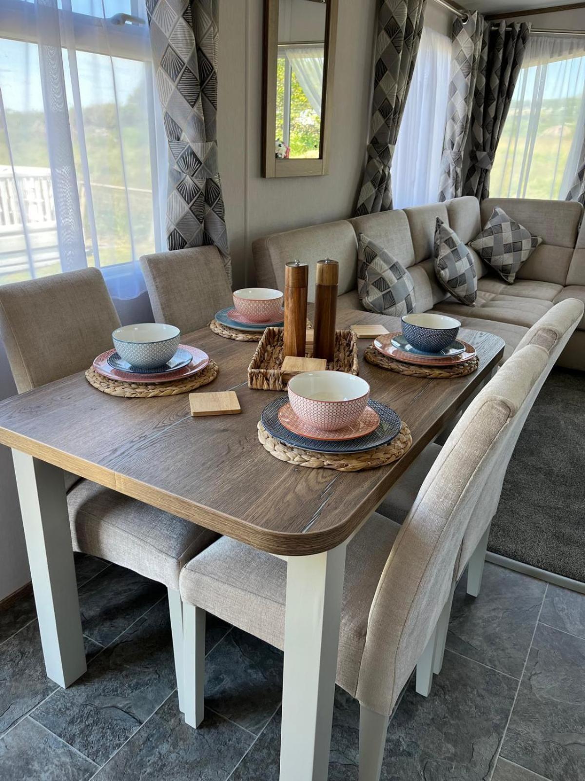 Visma Caravan Llanddwywe Extérieur photo